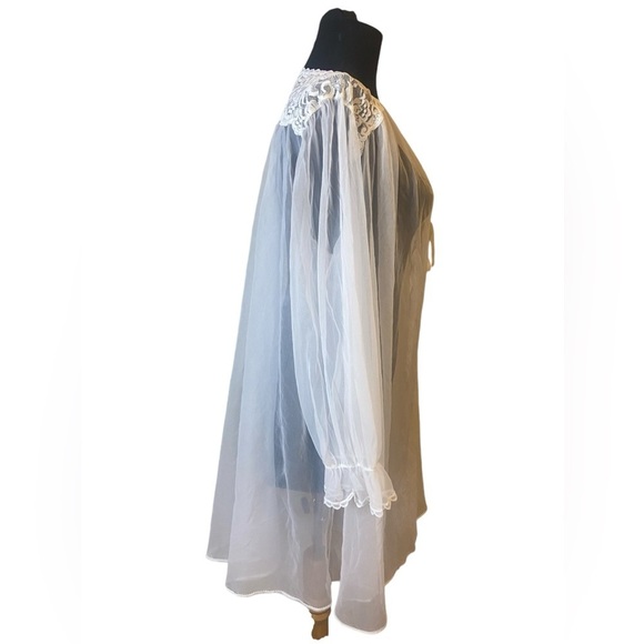 Vintage Barbizon Sheer White Lace Embroidered Peignoir/Robe Medium - Picture 5 of 10